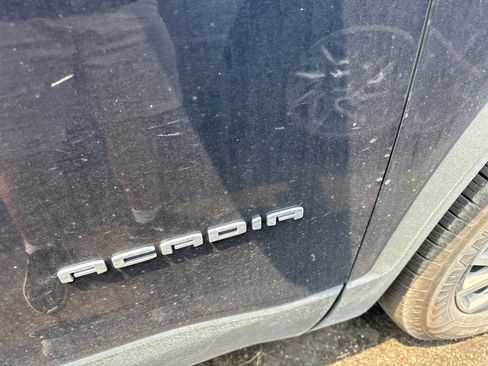 Used 2022 GMC Acadia SLE w/ Driver Convenience Package FWD image 25