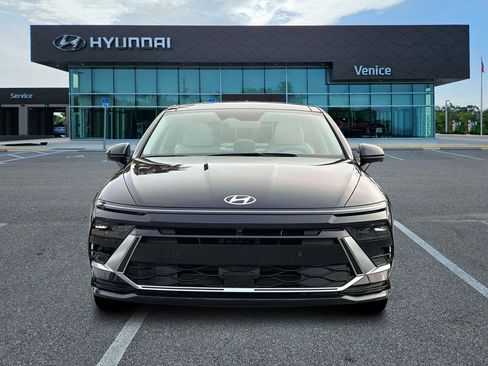 New 2026 Hyundai Sonata Limited FWD image 12