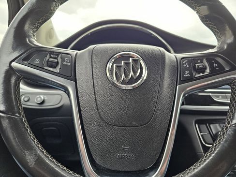 Used 2019 Buick Encore Preferred image 9