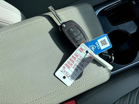 Used 2018 Hyundai Sonata ECO image 12