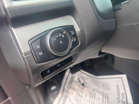 Used 2012 Ford Explorer XLT AWD/4WD image 29
