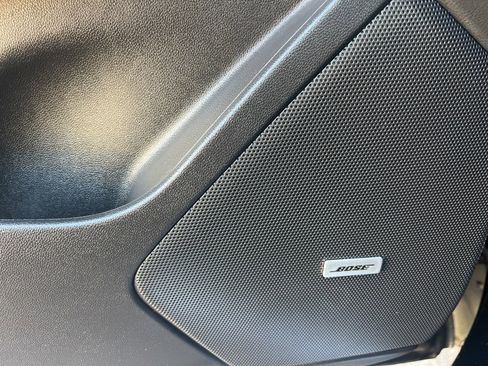 Used 2023 Cadillac XT6 Premium Luxury w/ Technology Package image 23