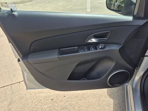 Used 2014 Chevrolet Cruze LT w/ All-Star Edition image 12