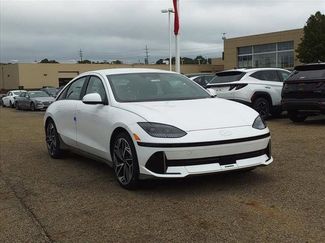 New 2024 Hyundai Ioniq 6 SEL video 2