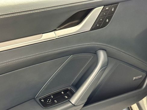 Used 2022 Porsche 911 Turbo S image 13