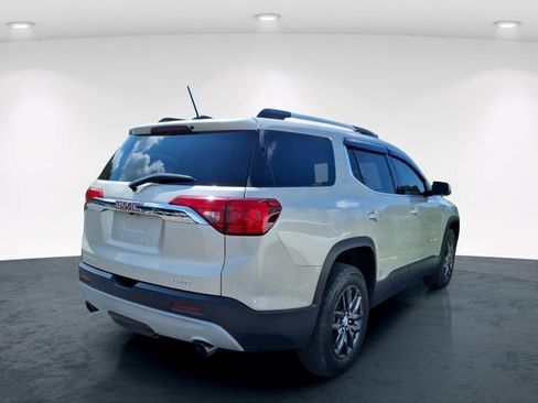 Used 2017 GMC Acadia SLT AWD/4WD image 12