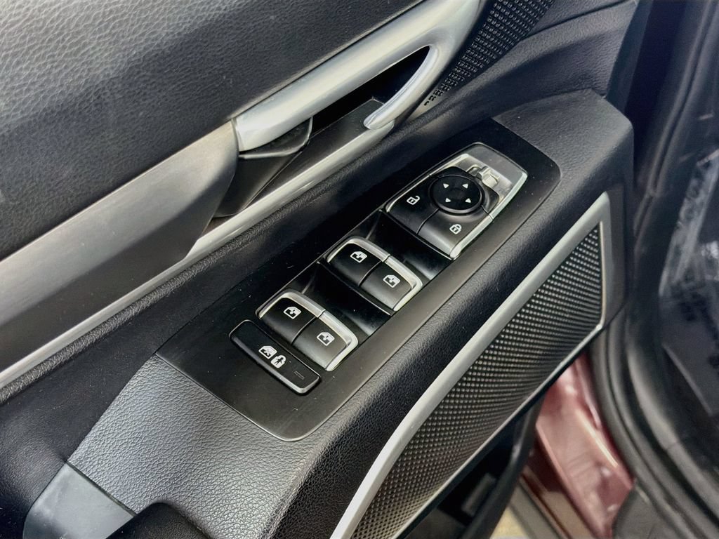 Used 2022 Kia Telluride S AWD/4WD image 19