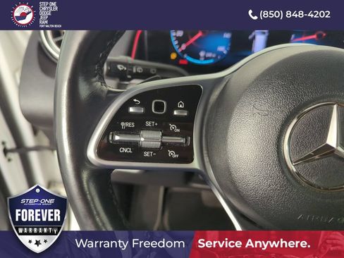 Used 2023 Mercedes-Benz GLB 250 4MATIC w/ Premium Package image 21