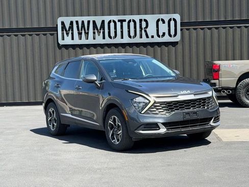Used 2023 Kia Sportage LX AWD/4WD image 1