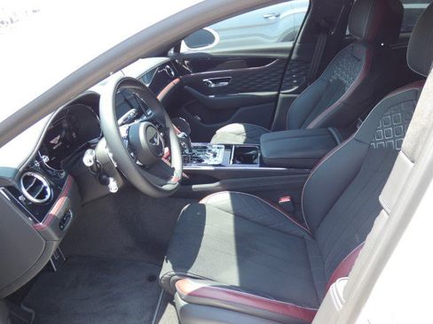 Used 2024 Bentley Flying Spur W12 AWD/4WD image 8