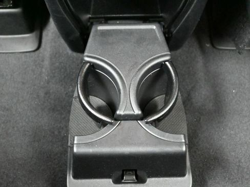 Used 2024 Subaru Ascent Premium w/ Convenience Package image 24