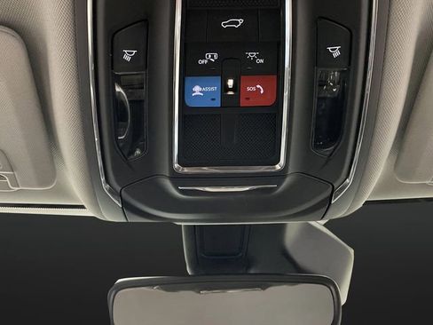 Used 2023 Jeep Grand Cherokee L Limited image 26