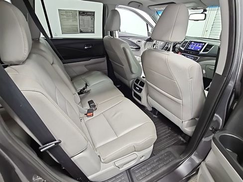 Used 2017 Honda Pilot EX-L image 37