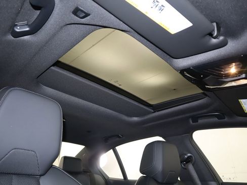 Certified 2025 BMW 530i 530i image 19