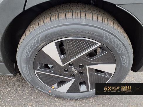 Used 2025 Hyundai Ioniq 5 SEL image 4