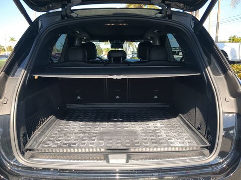 Used 2021 Mercedes-Benz GLE 450 4MATIC image 13