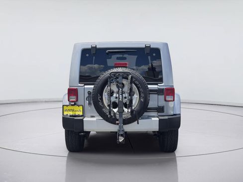 Used 2014 Jeep Wrangler Unlimited Sahara w/ Max Tow Package AWD/4WD image 7