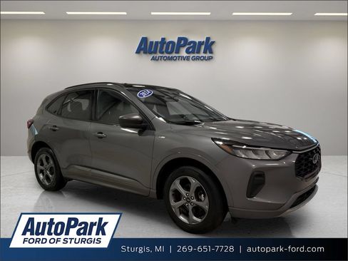 Certified 2024 Ford Escape ST-Line w/ Tech Pack #1 AWD/4WD image 1