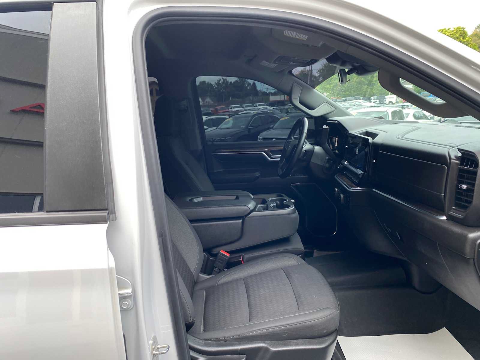 Used 2023 Chevrolet Silverado 1500 RST AWD/4WD image 32