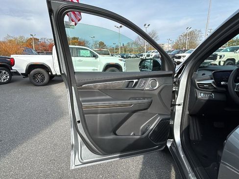 New 2026 Buick Enclave Avenir w/ Super Cruise Package image 12