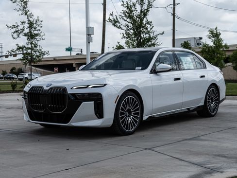New 2026 BMW 760i xDrive AWD/4WD image 3