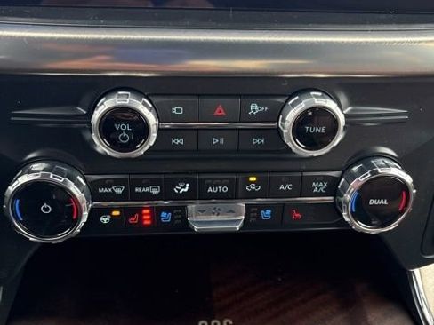 New 2025 Ford F150 King Ranch w/ FX4 Off-Road Package image 35