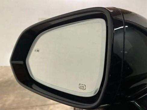 Used 2024 Chevrolet Blazer EV LT AWD/4WD image 95