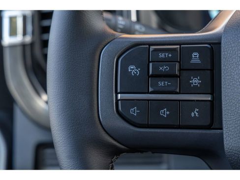 New 2026 Ford F350 Lariat w/ Black Appearance Package image 26