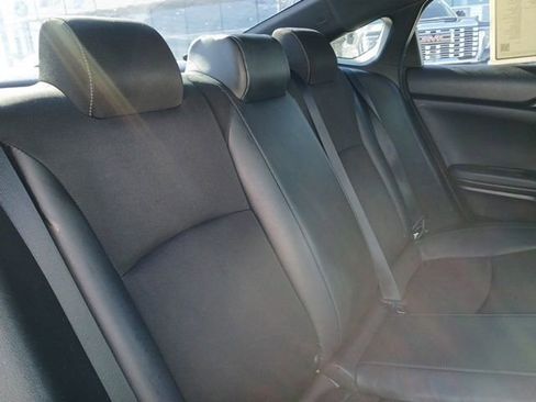 Used 2021 Honda Civic Sport image 11