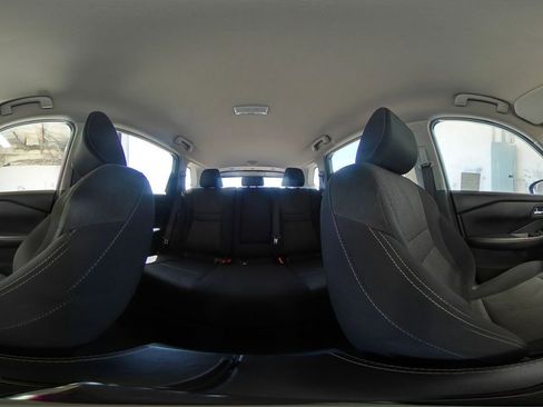 Used 2025 Nissan Rogue SV FWD image 44