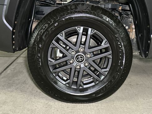 Used 2023 Toyota Tundra SR5 w/ SR5 Convenience Package image 7