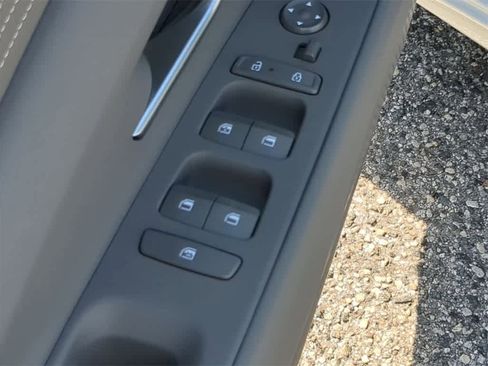 New 2026 Hyundai Elantra SEL Sport Premium image 18