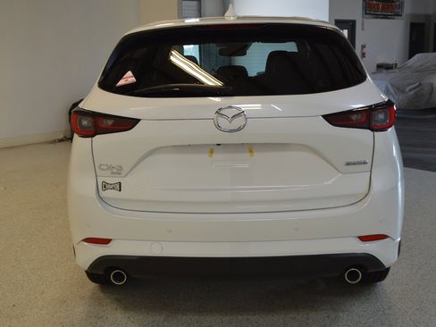 New 2025 MAZDA CX-5 AWD 2.5 S w/ Premium Plus Pkg image 4