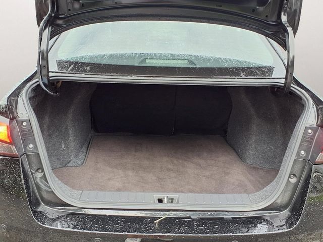 Used 2025 Nissan Versa SV FWD image 20