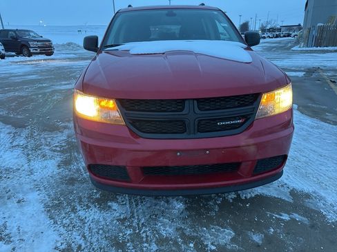 Used 2018 Dodge Journey SE w/ Blacktop Package image 7