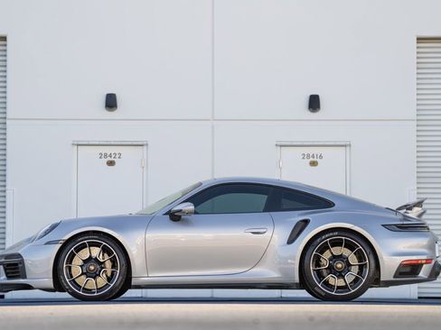Used 2021 Porsche 911 Turbo S image 2
