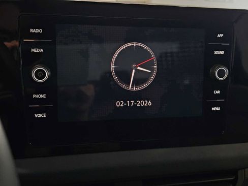 Certified 2025 Volkswagen Jetta SE image 29