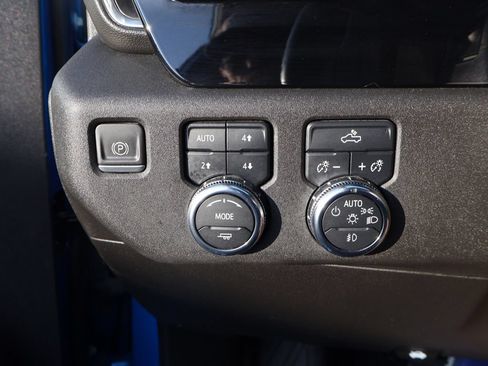 Used 2023 GMC Sierra 1500 Elevation AWD/4WD image 33