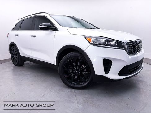 Used 2019 Kia Sorento S FWD image 1