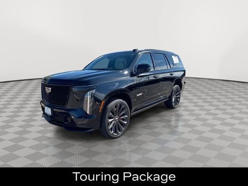 Used 2025 Cadillac Escalade V AWD/4WD image 4