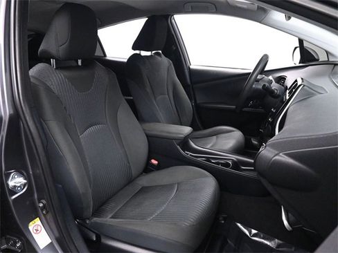 Used 2016 Toyota Prius Two image 21