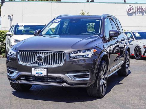 Used 2024 Volvo XC90 T8 Ultimate w/ Protection Package Premier AWD/4WD image 4