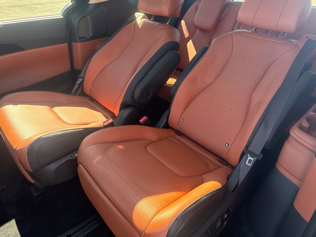 Used 2024 Kia Carnival SX Prestige FWD image 23