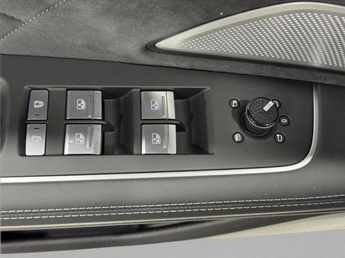 New 2026 Audi S8 image 25