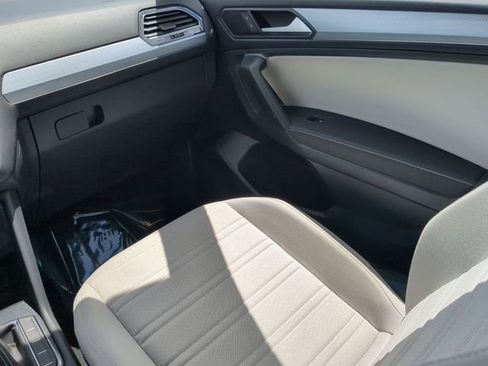 Certified 2022 Volkswagen Tiguan S FWD image 14