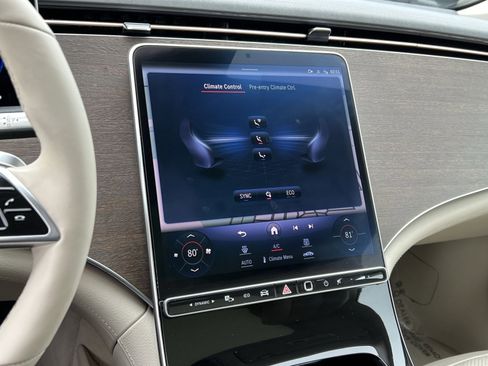 Certified 2022 Mercedes-Benz EQS 450+ Sedan image 19