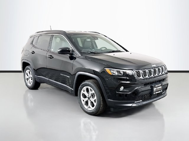New 2026 Jeep Compass Latitude AWD/4WD image 1