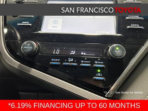 Certified 2018 Toyota Camry SE FWD image 24