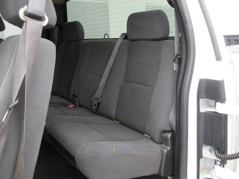 Used 2007 Chevrolet Silverado 2500 LT RWD image 15