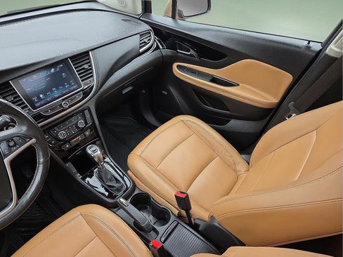 Used 2017 Buick Encore Premium w/ Experience Buick Package image 11